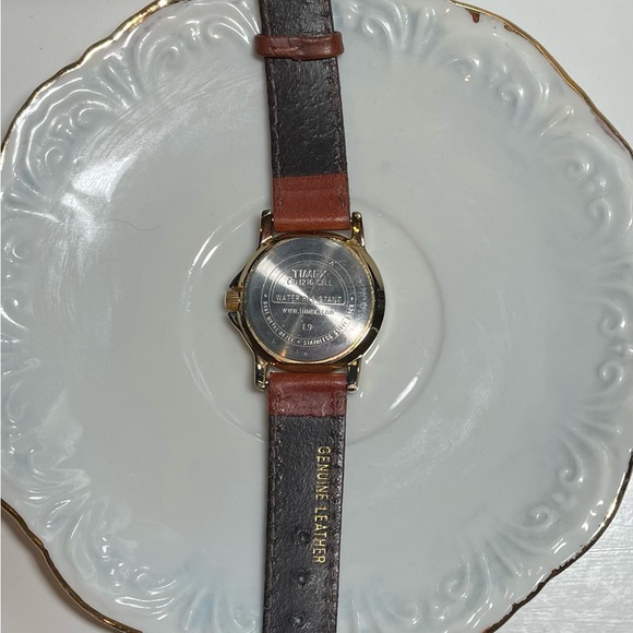 Watch - Picture 2 of 2